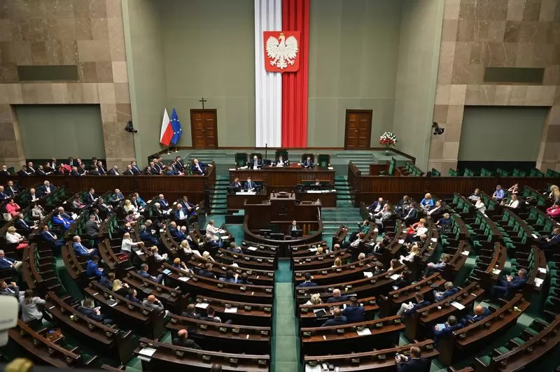 Sejm przyjął ustawę o reformie szpitali. To kluczowy krok do odblokowania środków z KPO