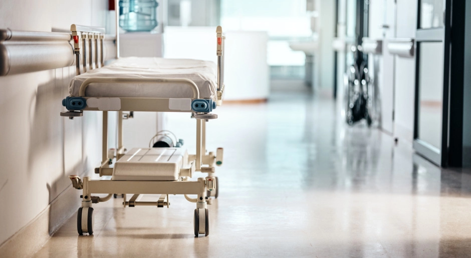 Szpitale oczekują pieniędzy za nadwykonania. MZ: świadczenia nielimitowane są niezagrożone