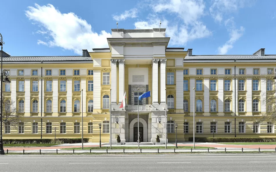 STOMOZ do premiera: kontraktowi medycy nie mogą być pomijani w podwyżkach