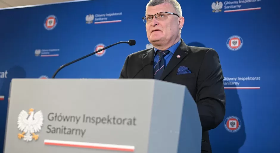 GIS ostrzega: toksyczne aminy mogą przedostawać się z łopatki do patelni do jedzenia