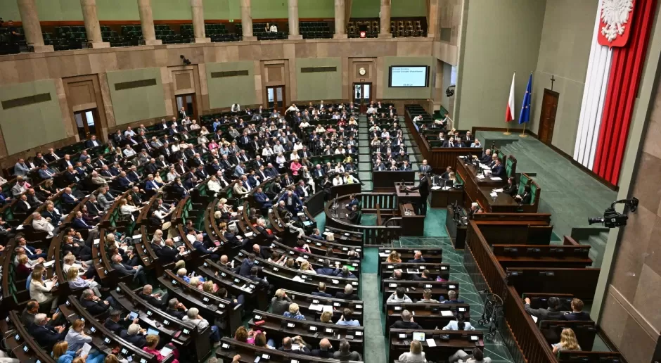 Zwrot w sprawie reformy szpitali na dzień przed głosowaniem 5 sierpnia