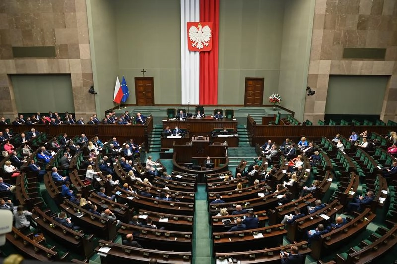 Sejm przyjął ustawę o reformie szpitali. To kluczowy krok do odblokowania środków z KPO