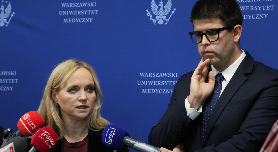 Prezes samorządu lekarzy: cicha prywatyzacja. "Monopol NFZ wyczerpał swoje możliwości"
